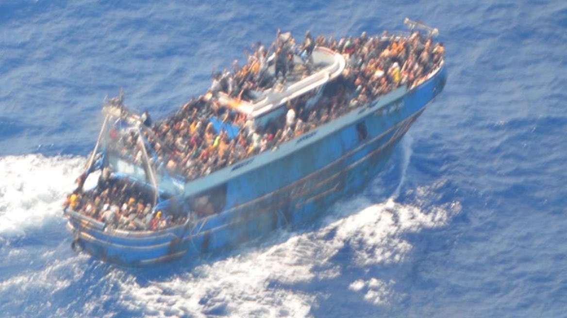 Overcrowded Boat carrying Refugees that capsized close to Pylos